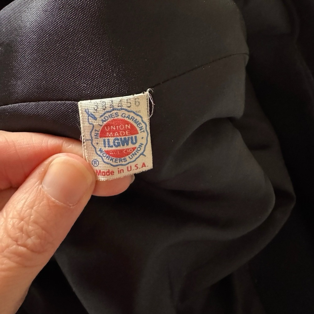 Vintage Harve Benard Womens 100% Wool Long Overcoat Navy Union Made ILGWU Pocket - Picture 7 of 9